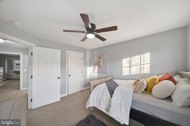 8015 SAMUEL WALLIS ST, Lorton, VA 22079