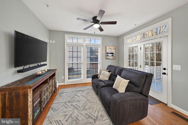 8015 SAMUEL WALLIS ST, Lorton, VA 22079