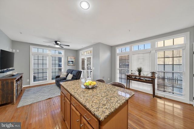 8015 SAMUEL WALLIS ST, Lorton, VA 22079