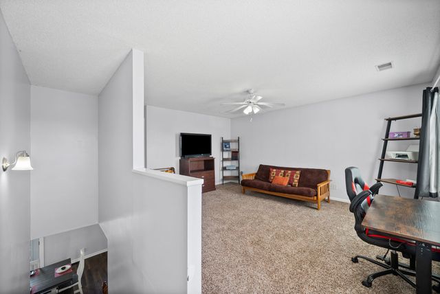 937 Commission Dr, Clarksville, TN 37042