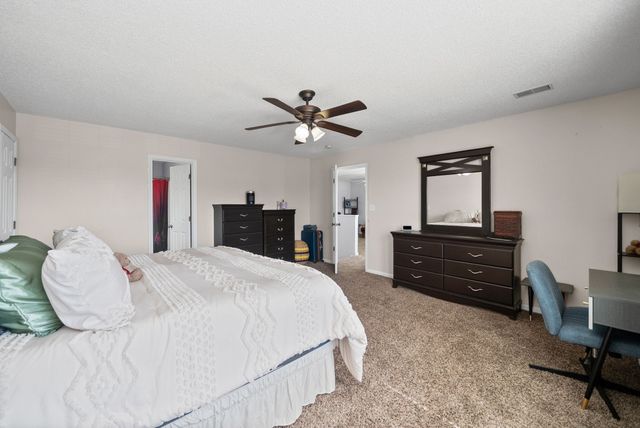 937 Commission Dr, Clarksville, TN 37042