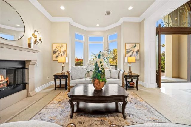 325 N Terrace View, Monrovia, CA 91016