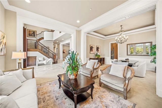 325 N Terrace View, Monrovia, CA 91016