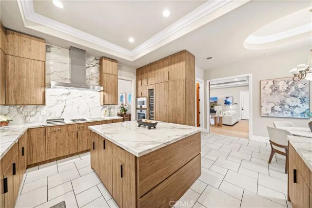 325 N Terrace View, Monrovia, CA 91016