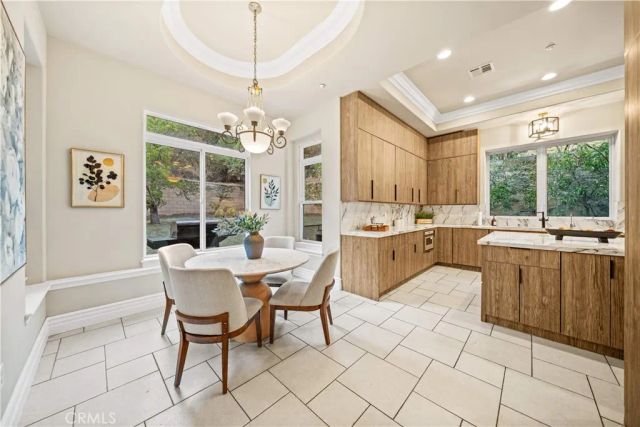 325 N Terrace View, Monrovia, CA 91016