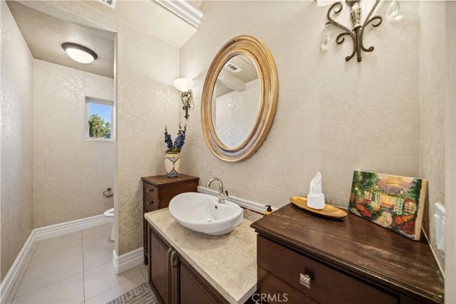 325 N Terrace View, Monrovia, CA 91016