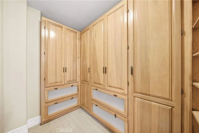 325 N Terrace View, Monrovia, CA 91016