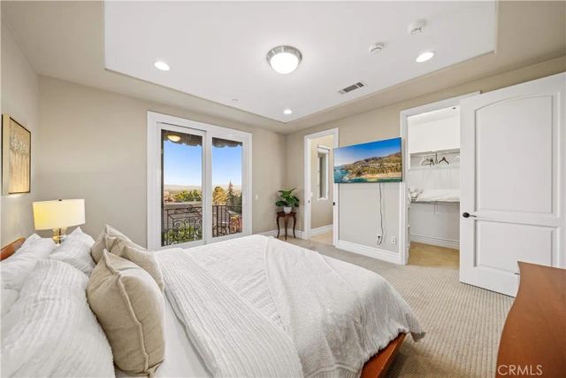 325 N Terrace View, Monrovia, CA 91016