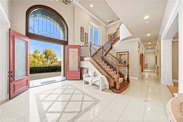 325 N Terrace View, Monrovia, CA 91016