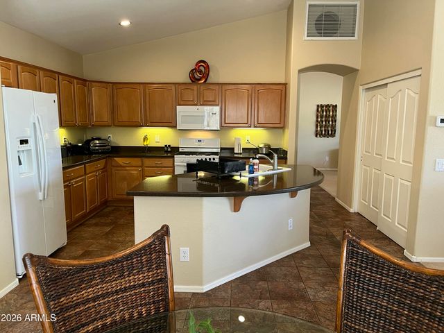 24521 S ROCKY BROOK Drive, Sun Lakes, AZ 85248