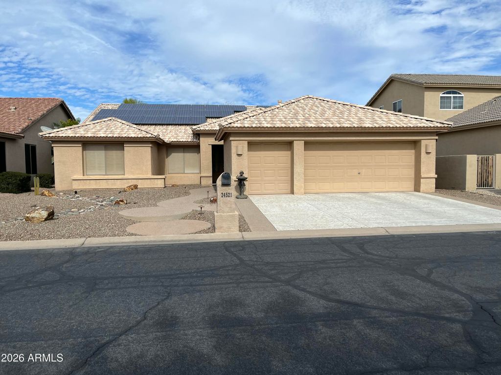 24521 S ROCKY BROOK Drive, Sun Lakes, AZ 85248