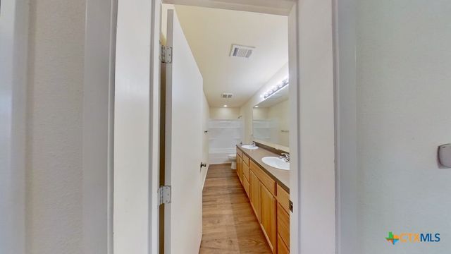 501 N Lampasas Street, Round Rock, TX 78664