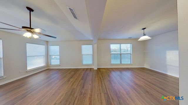 501 N Lampasas Street, Round Rock, TX 78664