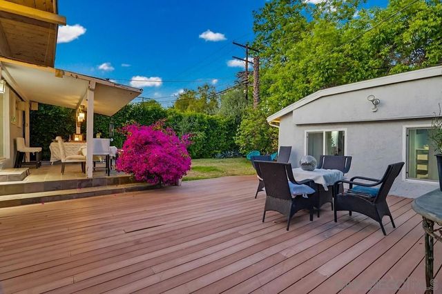 206 N Wilton Pl, Los Angeles, CA 90004