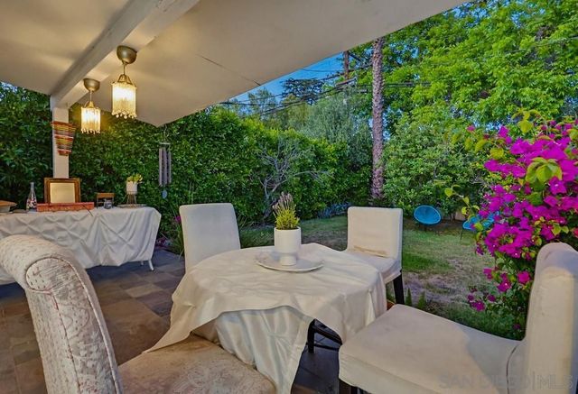 206 N Wilton Pl, Los Angeles, CA 90004