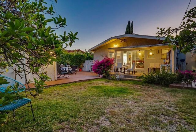 206 N Wilton Pl, Los Angeles, CA 90004