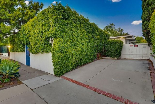 206 N Wilton Pl, Los Angeles, CA 90004