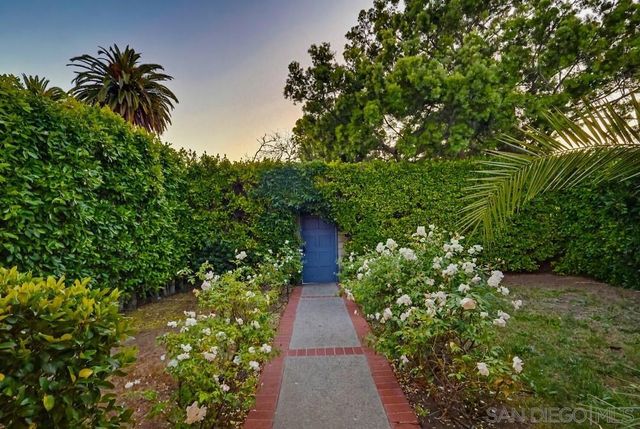 206 N Wilton Pl, Los Angeles, CA 90004