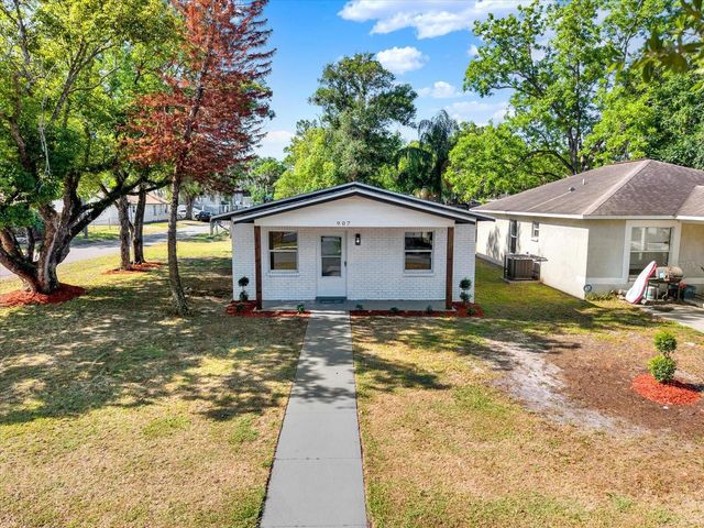 907 E RENFRO STREET, Plant City, FL 33563