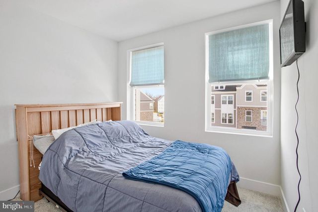 1819 BETTERTON RD, Essex, MD 21221