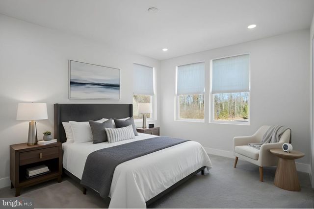 1819 BETTERTON RD, Essex, MD 21221