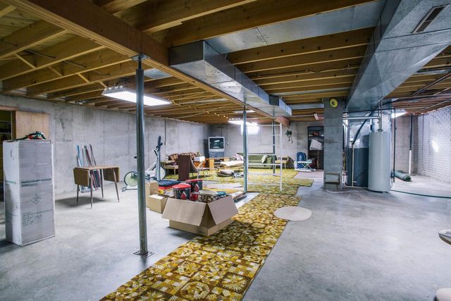 300 E MILLER STREET, Greenwood, WI 54437