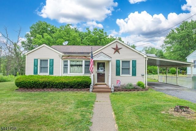 3 Belcher Ln, Wantage Twp., NJ 07461
