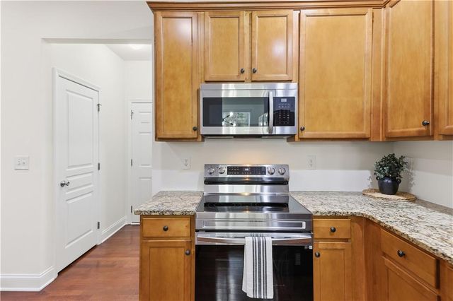 213 Stone Park Drive, Woodstock, GA 30188