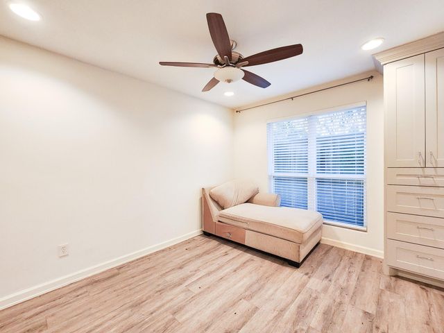 3900 Woodchase Drive 159, Houston, TX 77042