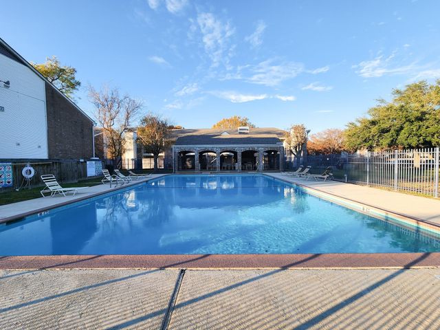 3900 Woodchase Drive 159, Houston, TX 77042