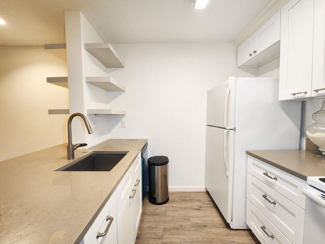 3900 Woodchase Drive 159, Houston, TX 77042