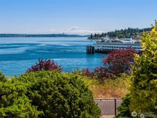 26005 Washington Boulevard NE, Kingston, WA 98346