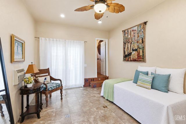 3424 Belle Terrace, Bakersfield, CA 93309