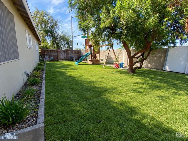 3424 Belle Terrace, Bakersfield, CA 93309