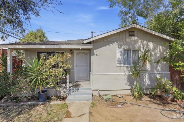 3424 Belle Terrace, Bakersfield, CA 93309
