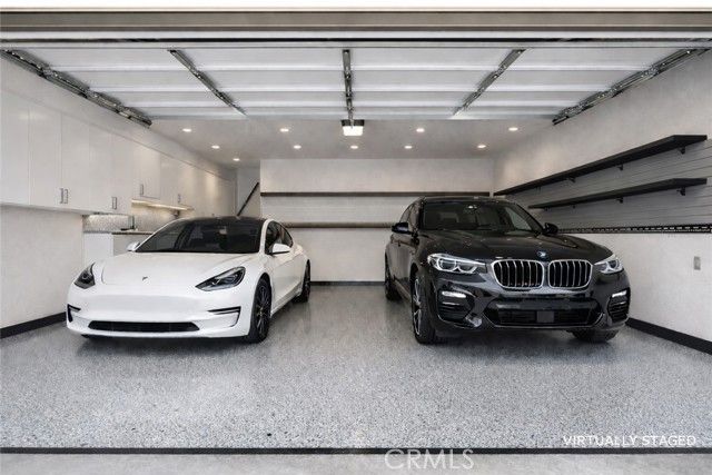 1719 Rogers Place 33H, Burbank, CA 91504