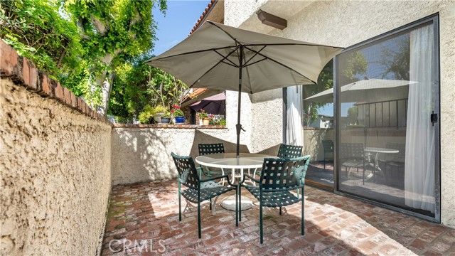 1719 Rogers Place 33H, Burbank, CA 91504