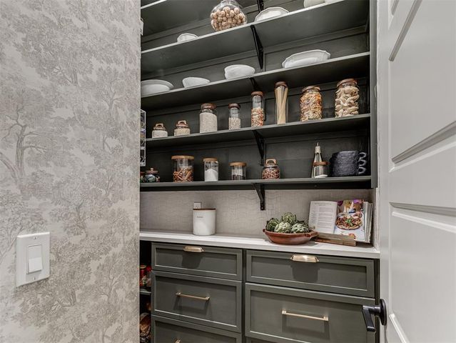 8909 SW 105th Street, Oklahoma City, OK 73173