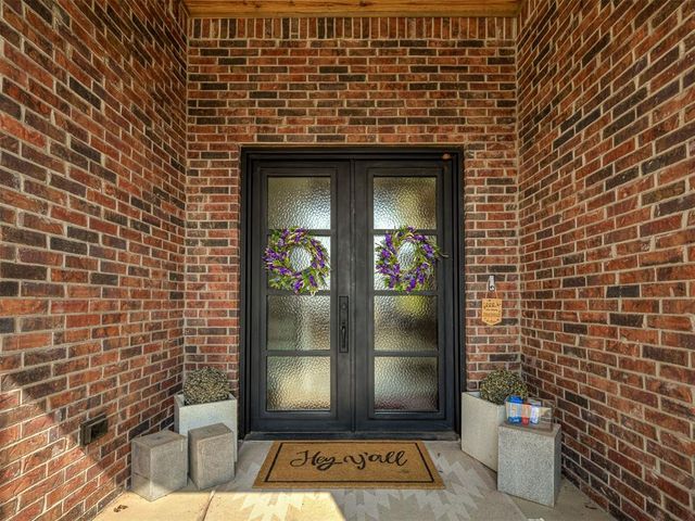 8909 SW 105th Street, Oklahoma City, OK 73173