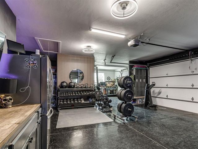 8909 SW 105th Street, Oklahoma City, OK 73173