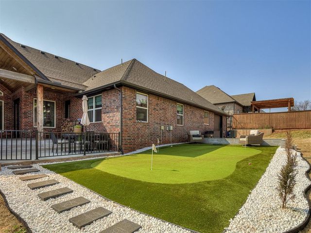 8909 SW 105th Street, Oklahoma City, OK 73173