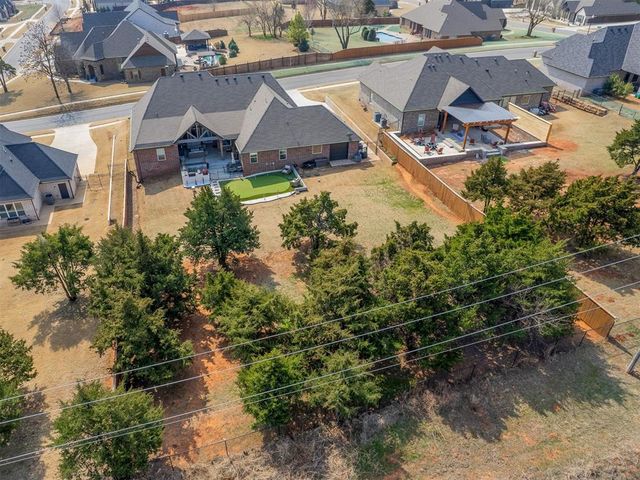 8909 SW 105th Street, Oklahoma City, OK 73173