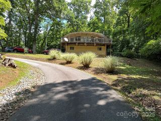 171 Windy Hill Drive, Franklin, NC 28734