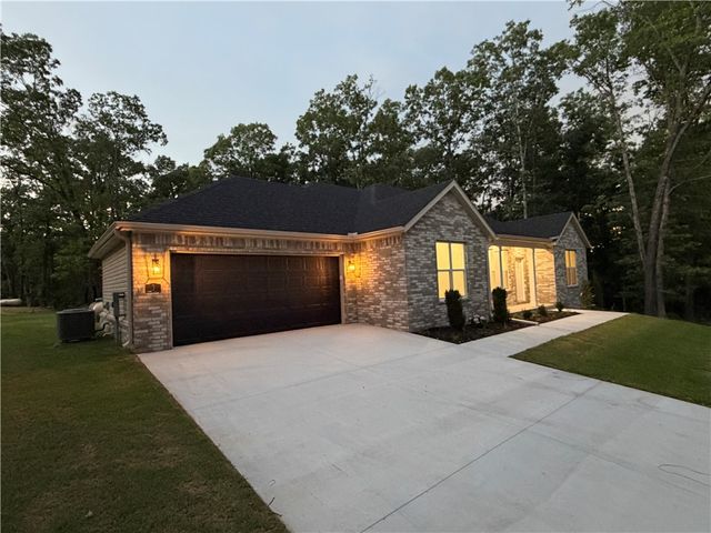 3 Tenterden Lane, Bella Vista, AR 72714