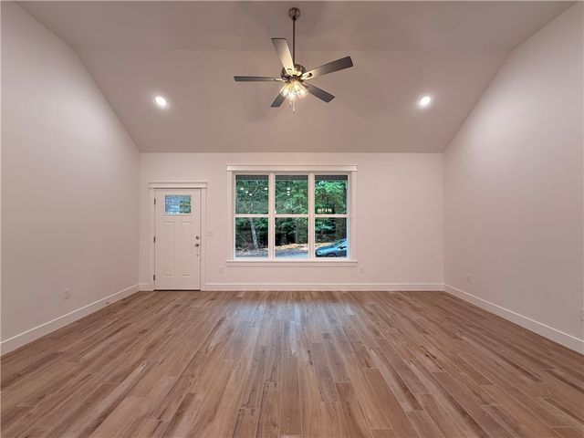 3 Tenterden Lane, Bella Vista, AR 72714