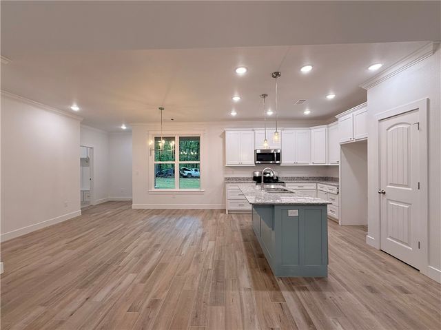 3 Tenterden Lane, Bella Vista, AR 72714