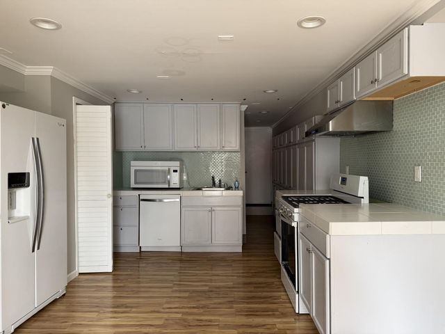 408 Shields Street, San Francisco, CA 94132