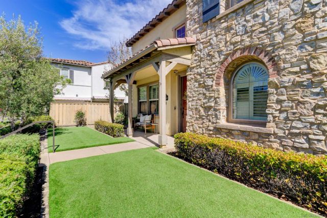 8360 Bristol Ridge Lane, San Diego, CA 92127