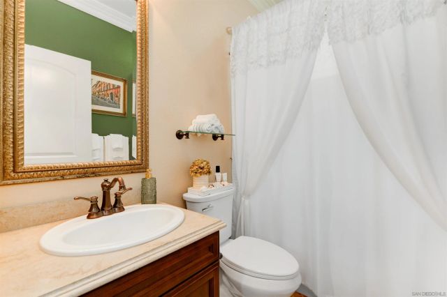 8360 Bristol Ridge Lane, San Diego, CA 92127