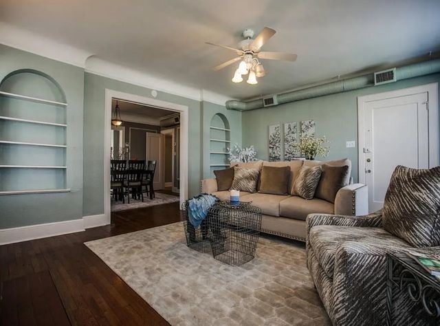 6132 Tremont Street, Dallas, TX 75214
